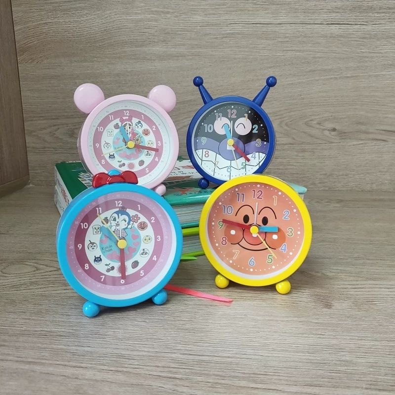 Free Cosplay Prop Patterns - Anpanman Leuke wekker Studentenbureauklok Stil alarm